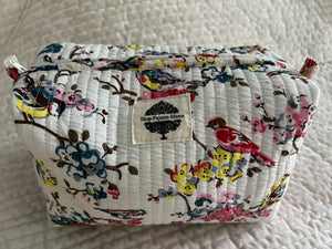 Lined Toiletry Bag in Birds of a Feather (white)